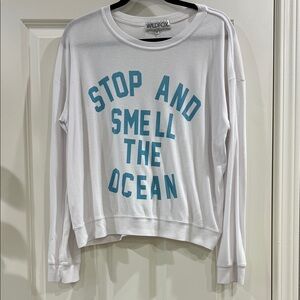 Wildfox Stop And Smell The Ocean pullover size XS